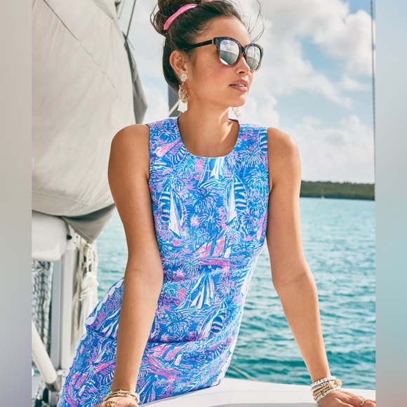 Elle Dresses & Skirts - Lilly Pulitzer Vibrant Sleeveless Dress